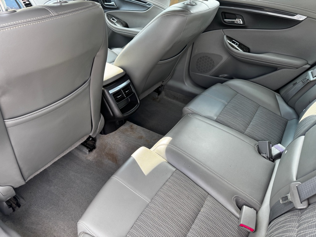 Photo 10 of this CHEVROLET IMPALA