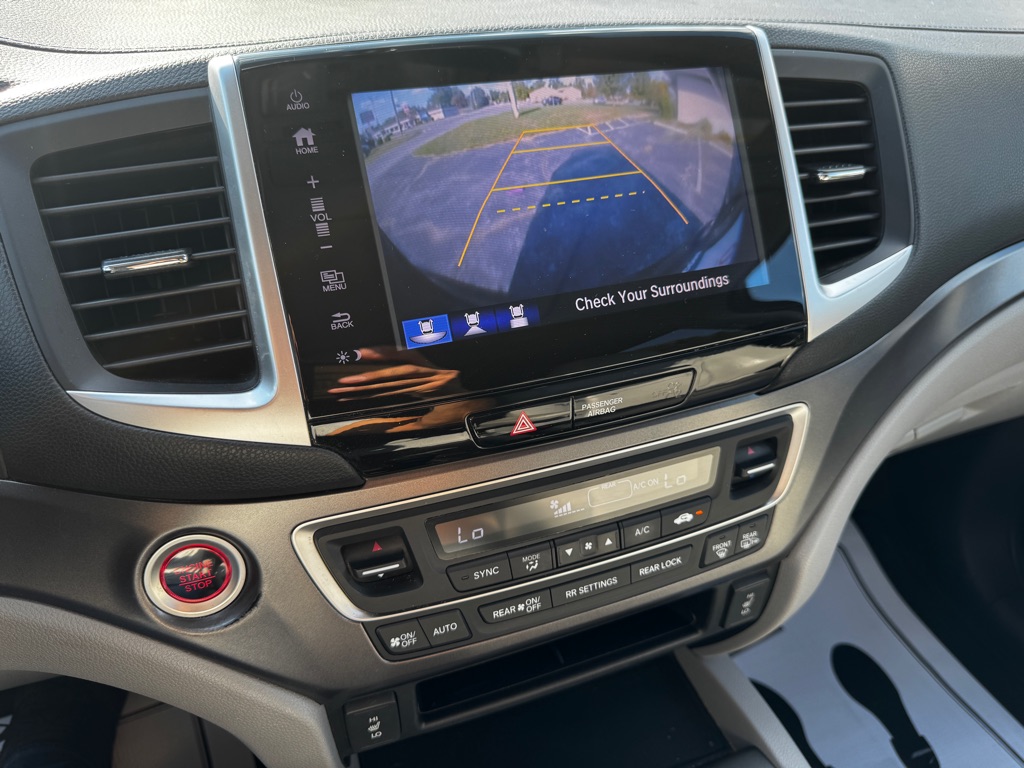 Photo 16 of this HONDA PILOT