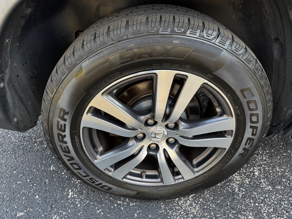 Photo 22 of this HONDA PILOT