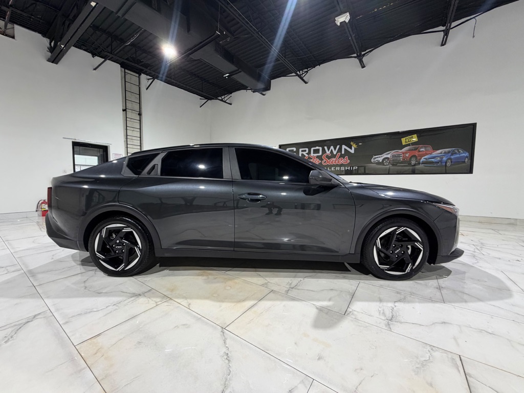 Photo 8 of this KIA K4