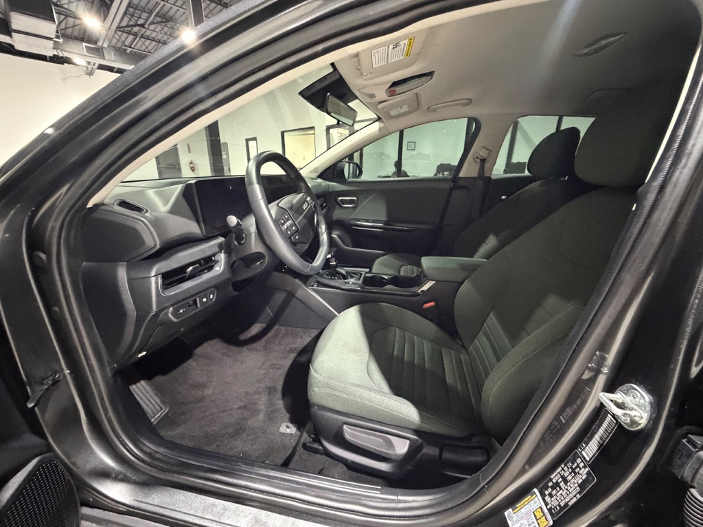 Photo 16 of this KIA K4