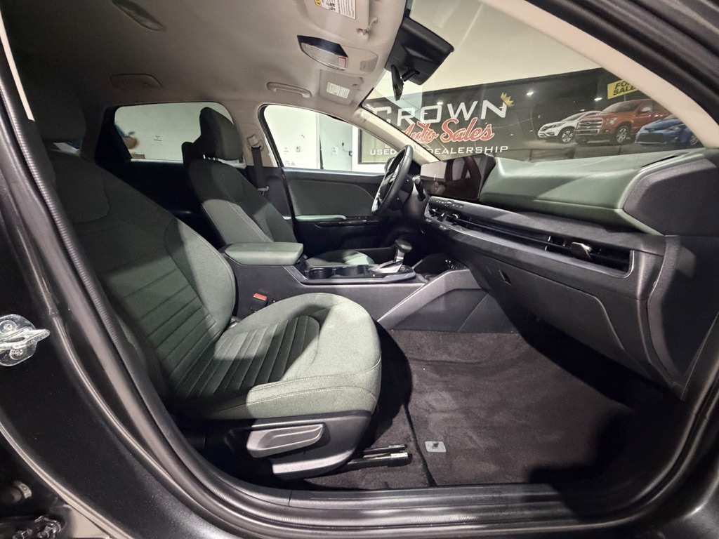 Photo 15 of this KIA K4
