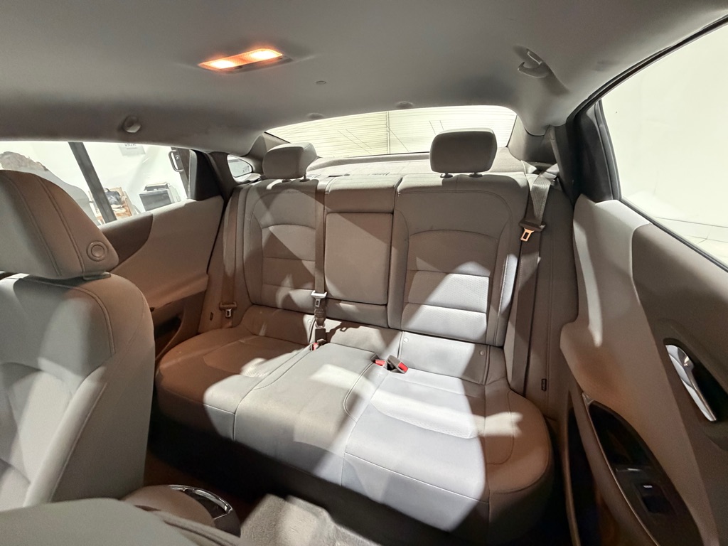 Photo 16 of this CHEVROLET MALIBU