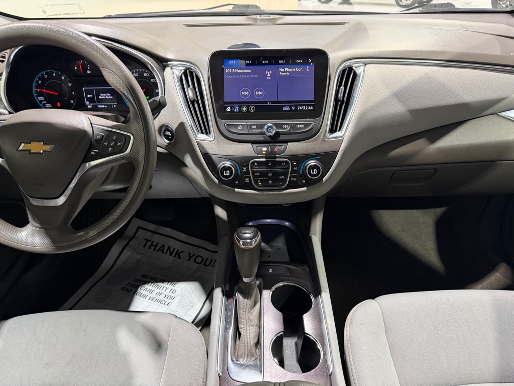 Photo 21 of this CHEVROLET MALIBU