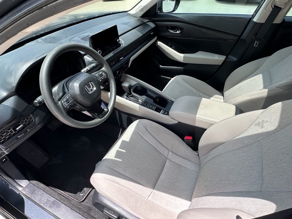 Photo 17 of this HONDA ACCORD