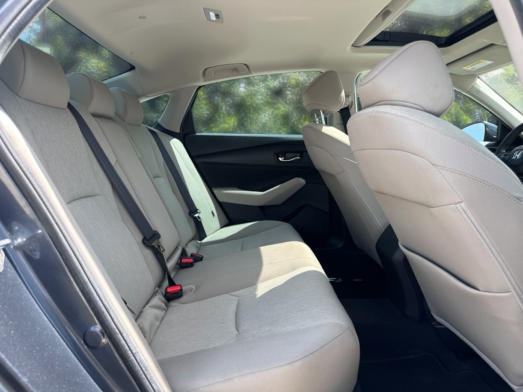 Photo 22 of this HONDA ACCORD