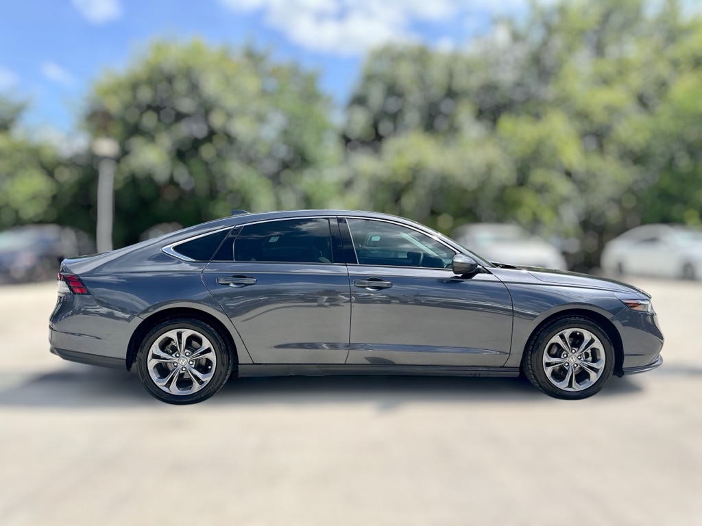 Photo 9 of this HONDA ACCORD
