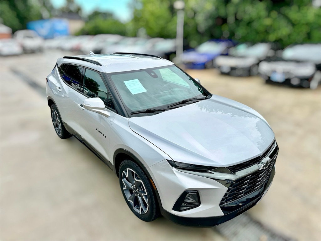 Photo 10 of this CHEVROLET BLAZER