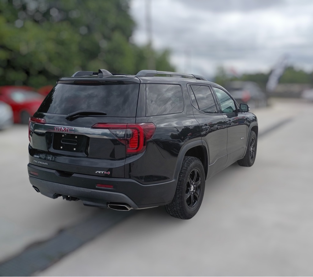 Photo 10 of this GMC ACADIA