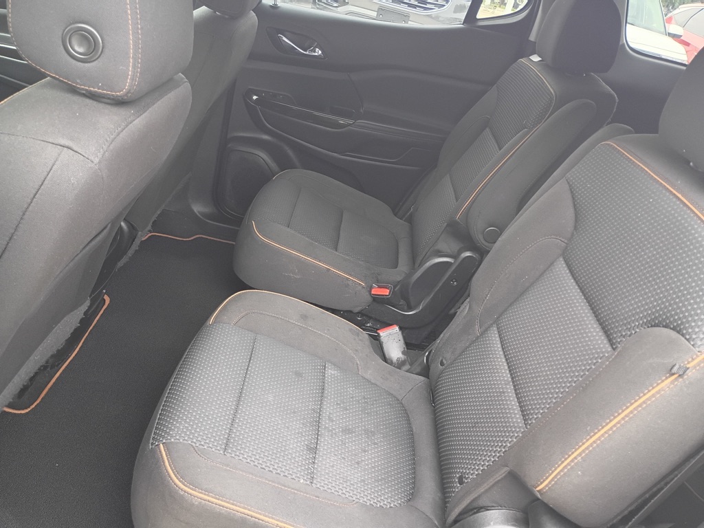 Photo 12 of this GMC ACADIA