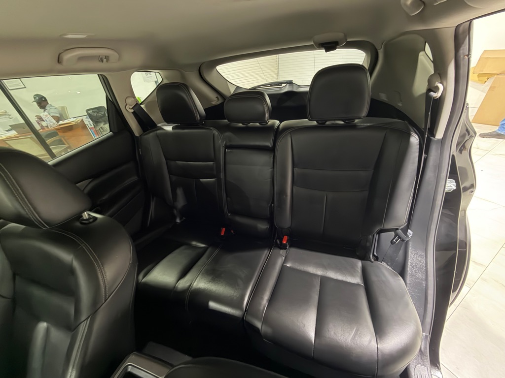 Photo 18 of this NISSAN MURANO