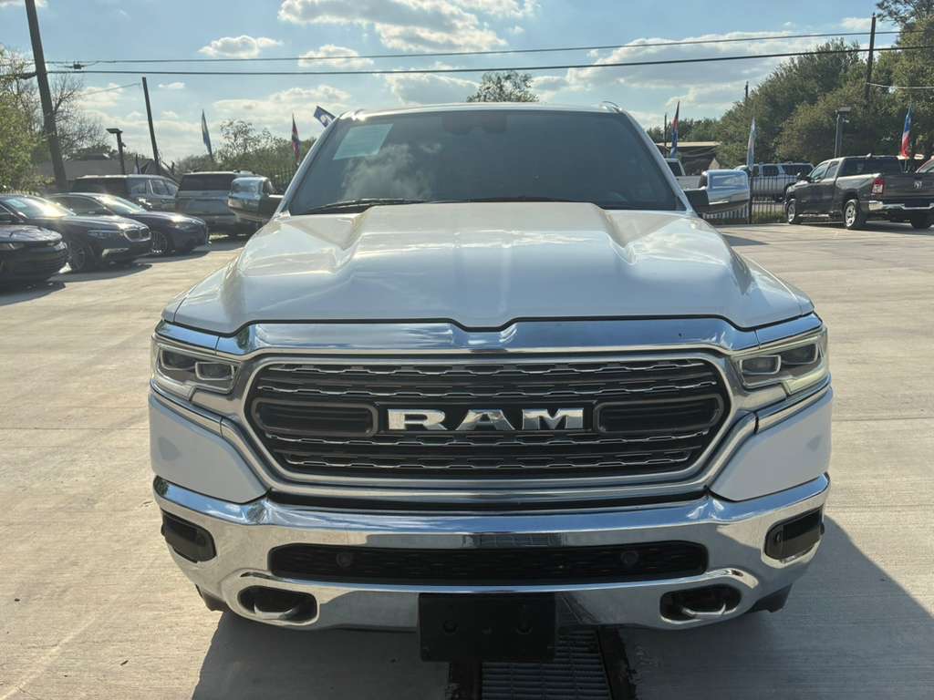 Photo 2 of this RAM 1500