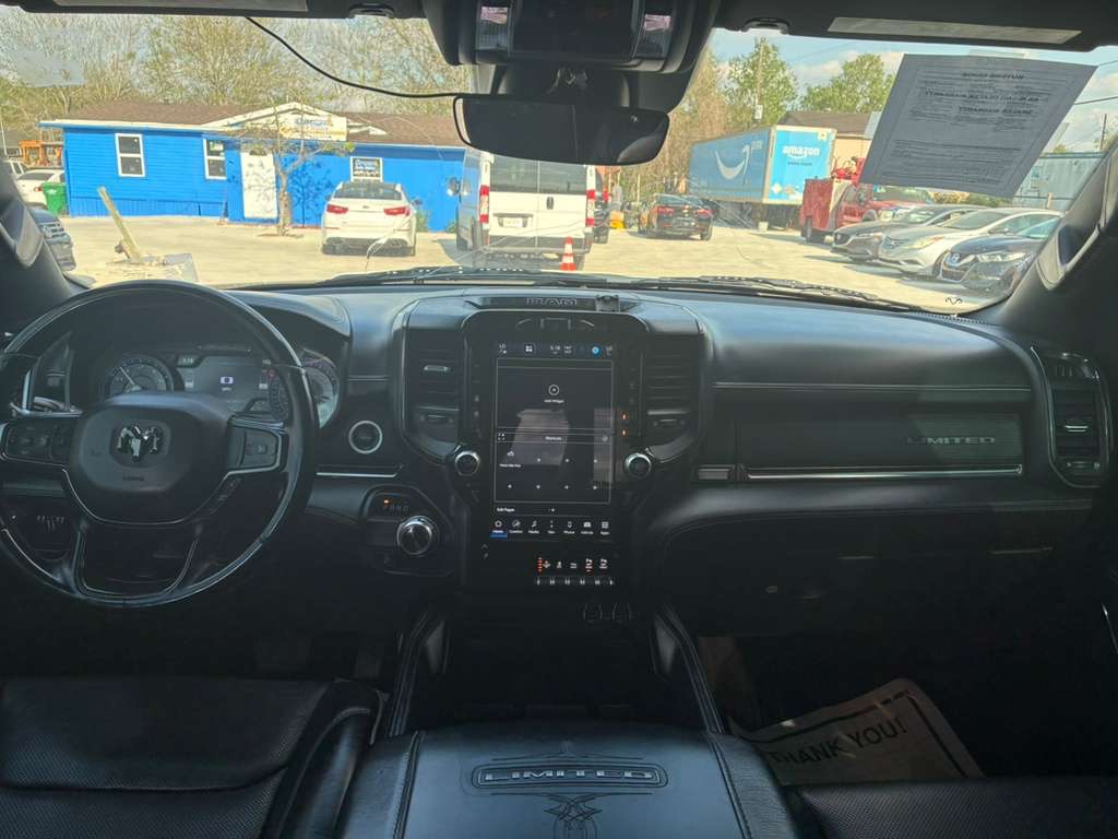 Photo 13 of this RAM 1500