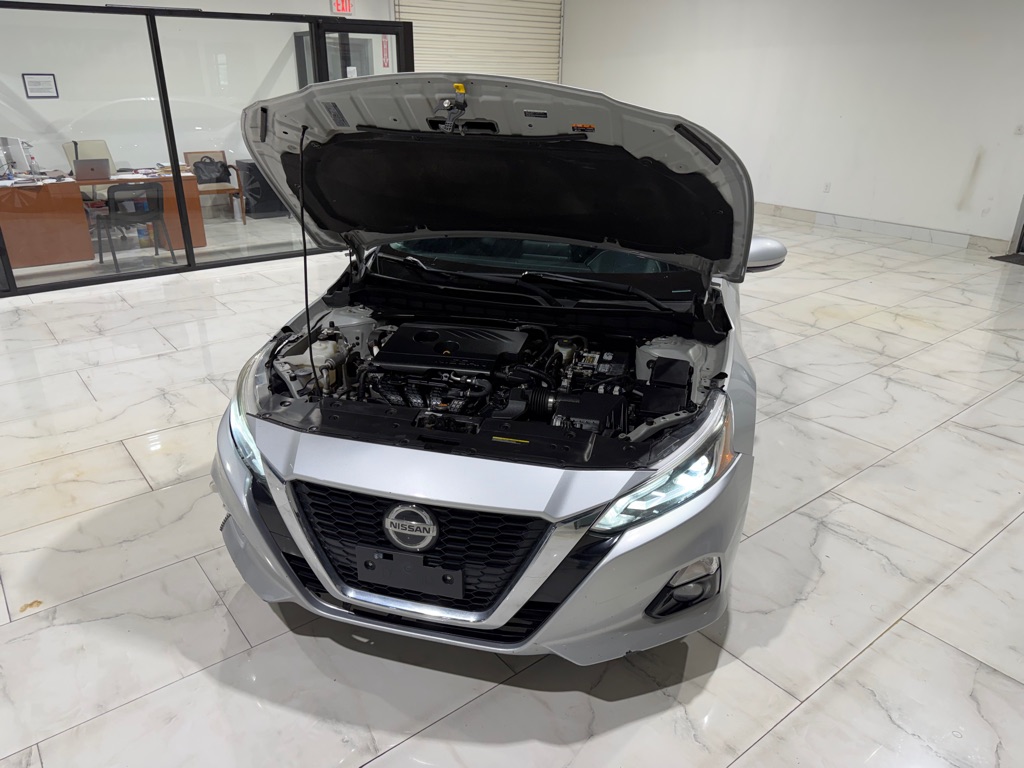 Photo 4 of this NISSAN ALTIMA