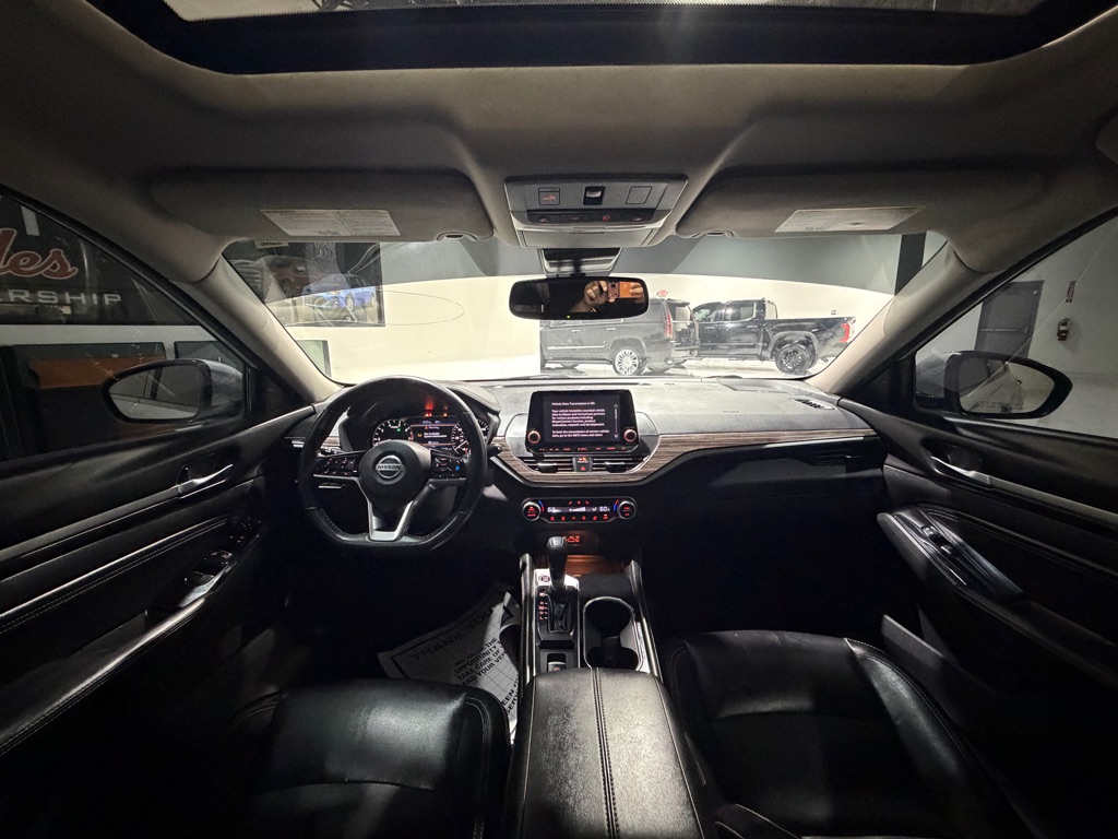 Photo 20 of this NISSAN ALTIMA