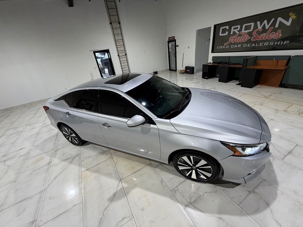 Photo 5 of this NISSAN ALTIMA