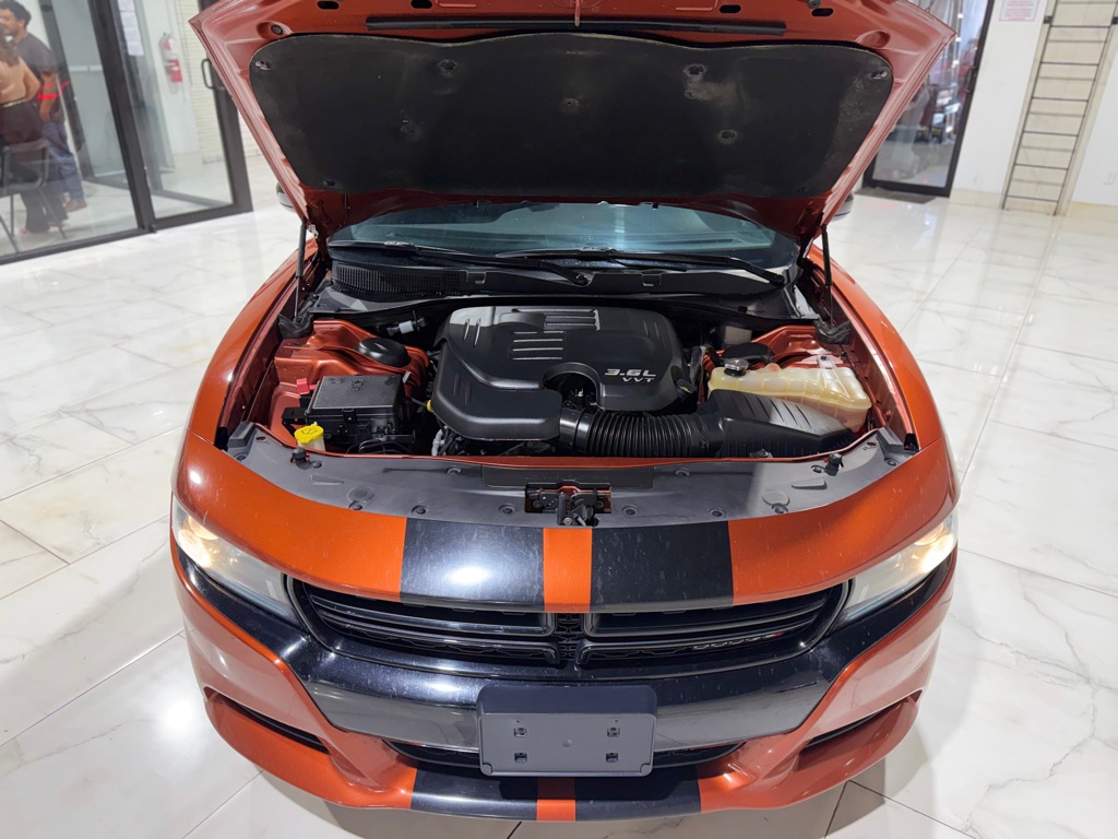 Photo 4 of this DODGE CHARGER