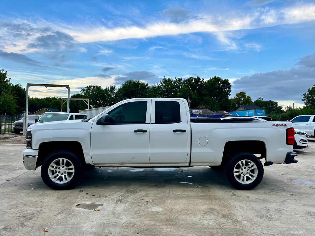 Photo 3 of this CHEVROLET SILVERADO 1500