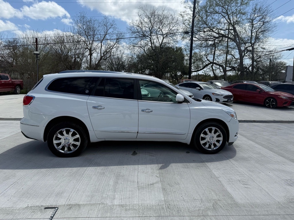 Photo 6 of this BUICK ENCLAVE