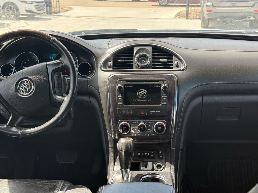 Photo 21 of this BUICK ENCLAVE