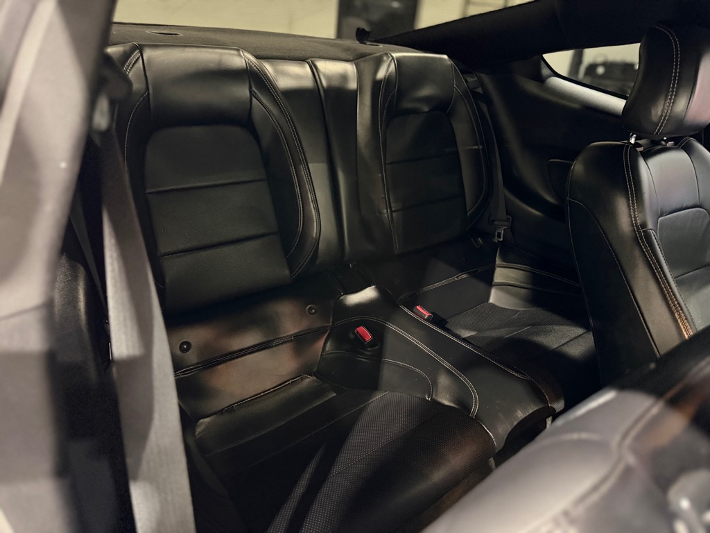 Photo 13 of this FORD MUSTANG