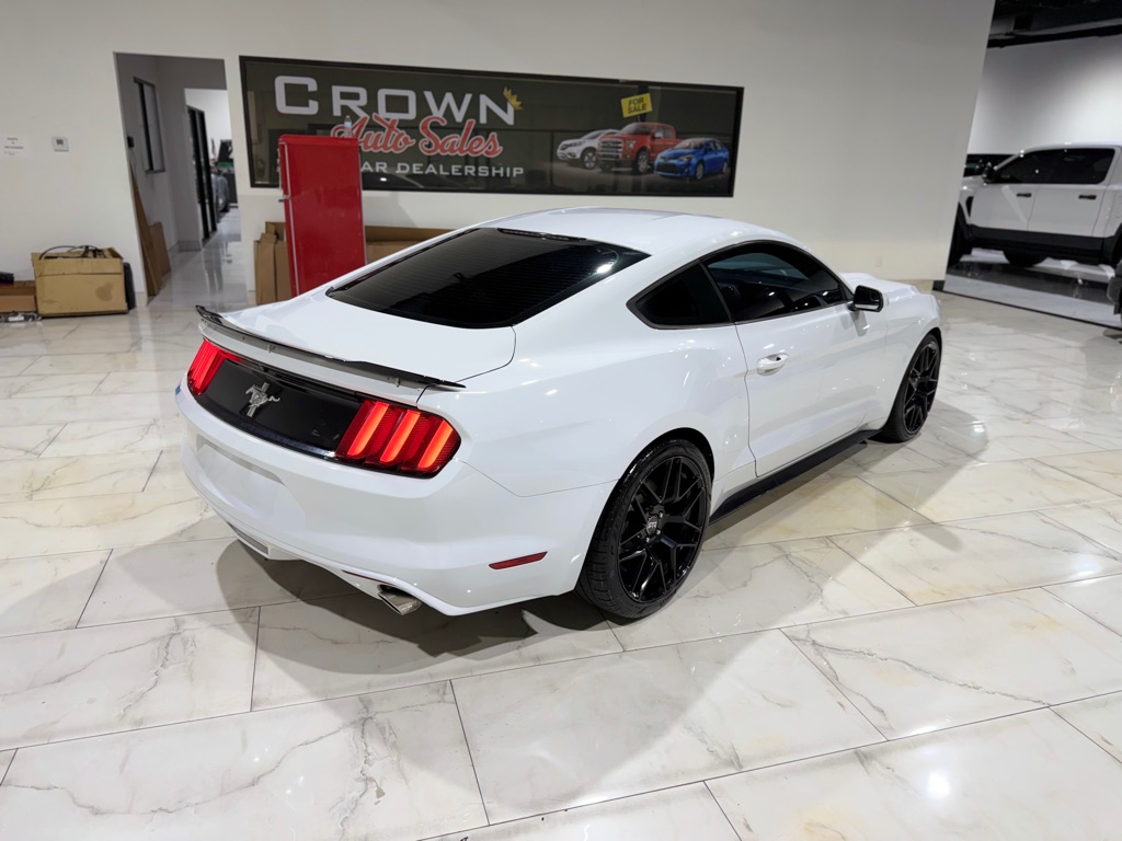 Photo 8 of this FORD MUSTANG