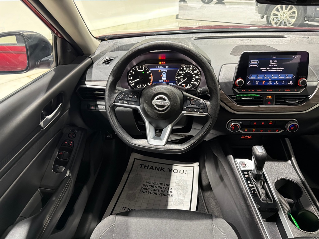 Photo 25 of this NISSAN ALTIMA