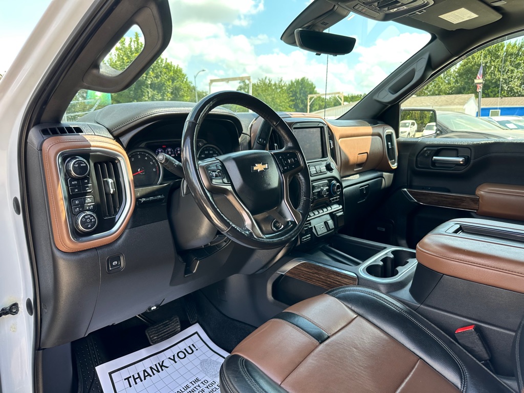 Photo 21 of this CHEVROLET SILVERADO 1500