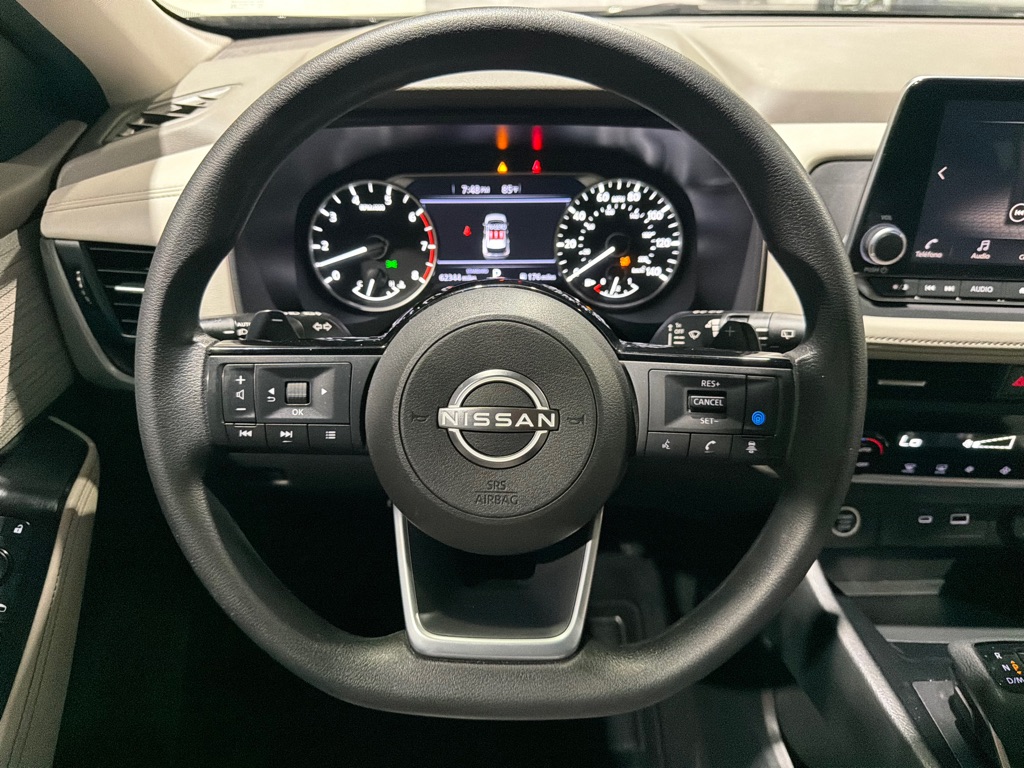 Photo 21 of this NISSAN ROGUE