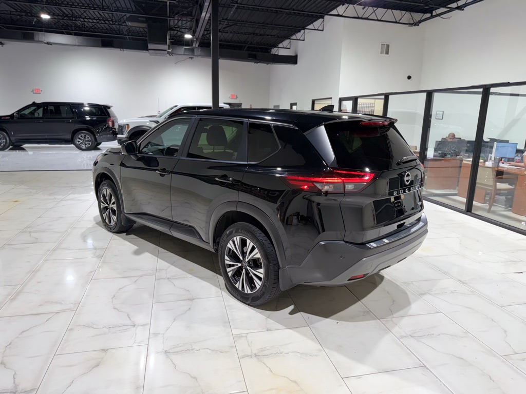 Photo 10 of this NISSAN ROGUE