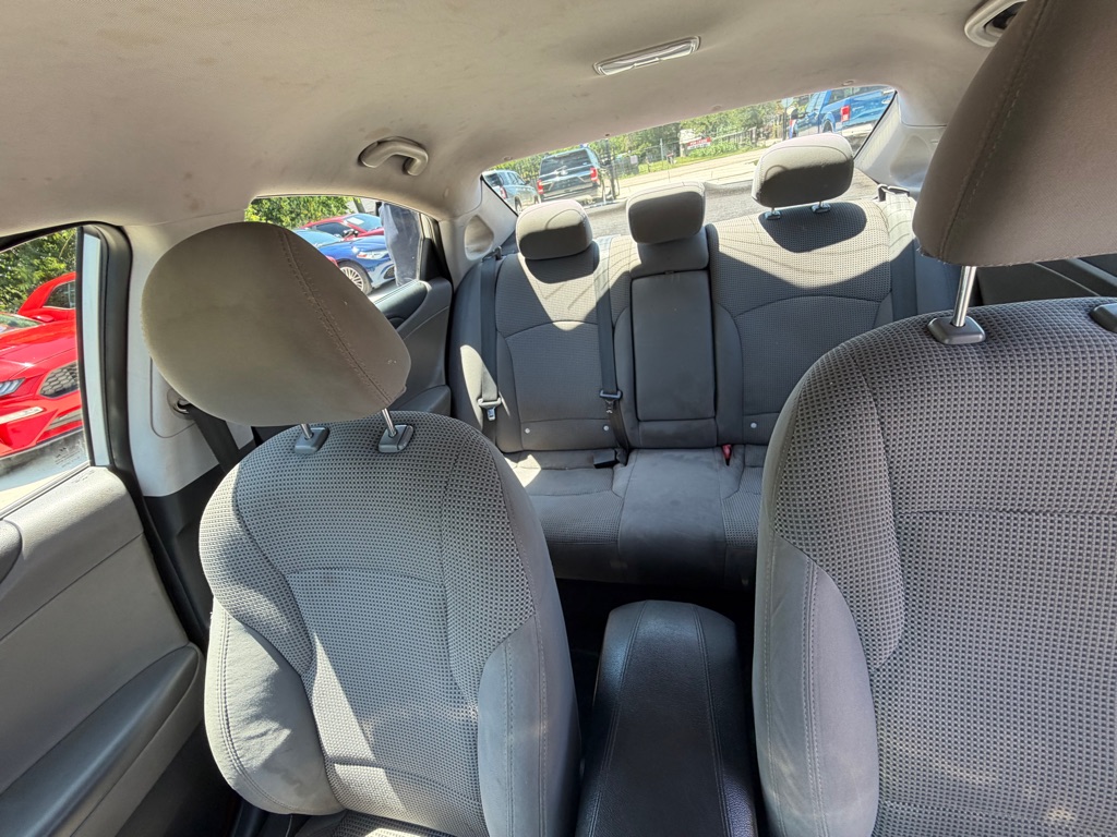 Photo 20 of this HYUNDAI SONATA