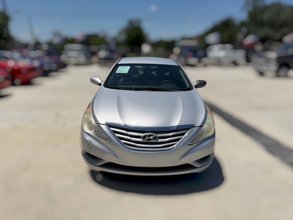 Photo 2 of this HYUNDAI SONATA