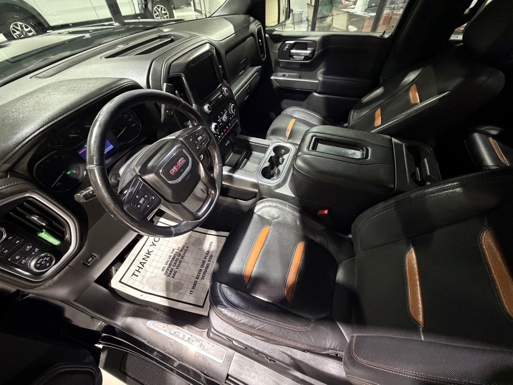 Photo 17 of this GMC SIERRA 1500