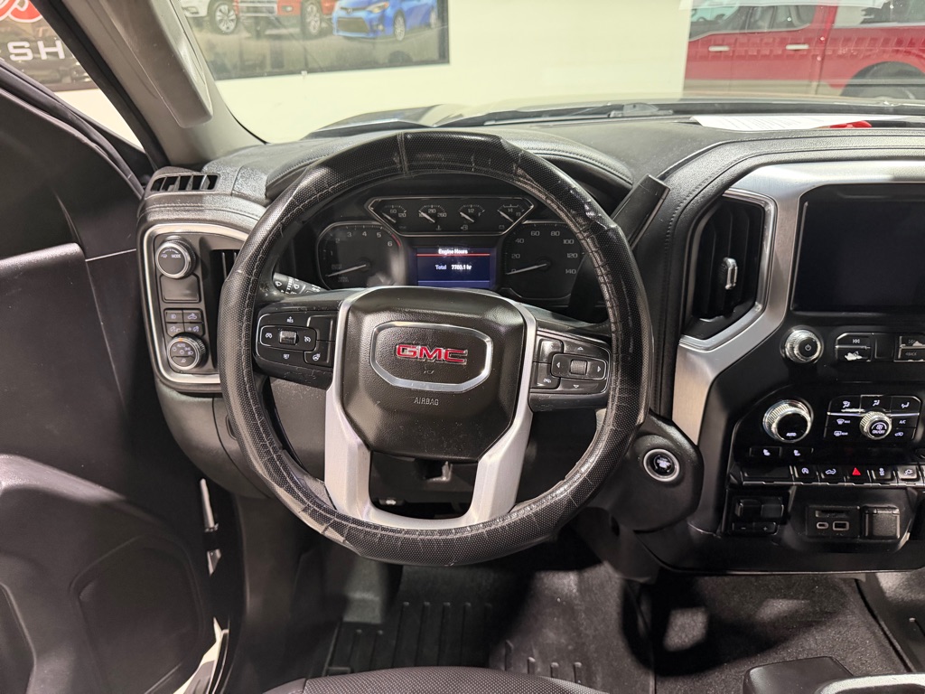 Photo 25 of this GMC SIERRA 1500