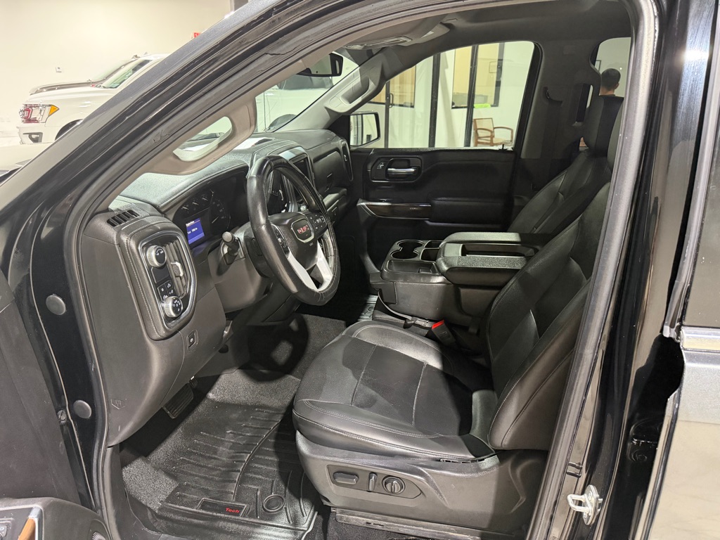 Photo 20 of this GMC SIERRA 1500
