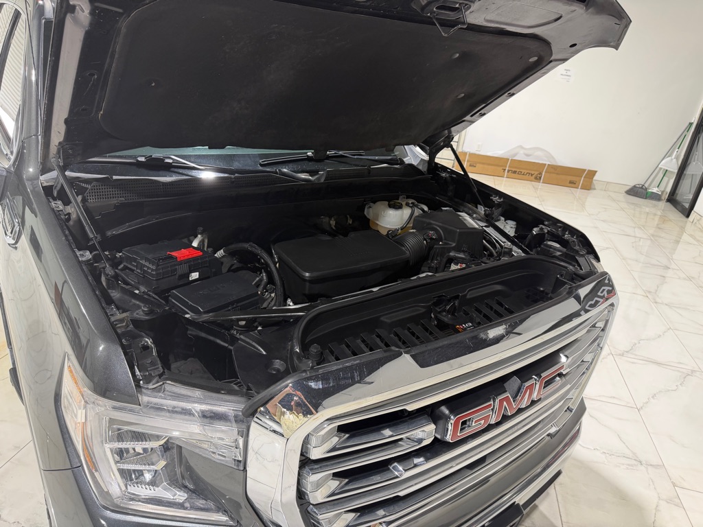 Photo 4 of this GMC SIERRA 1500