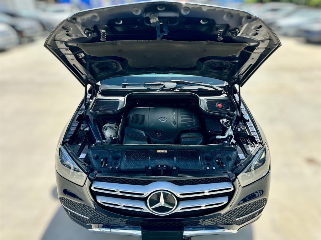 Photo 17 of this MERCEDES-BENZ GLE