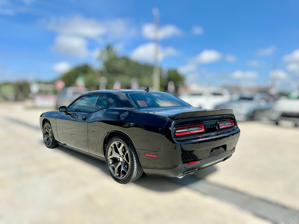 Photo 4 of this DODGE CHALLENGER