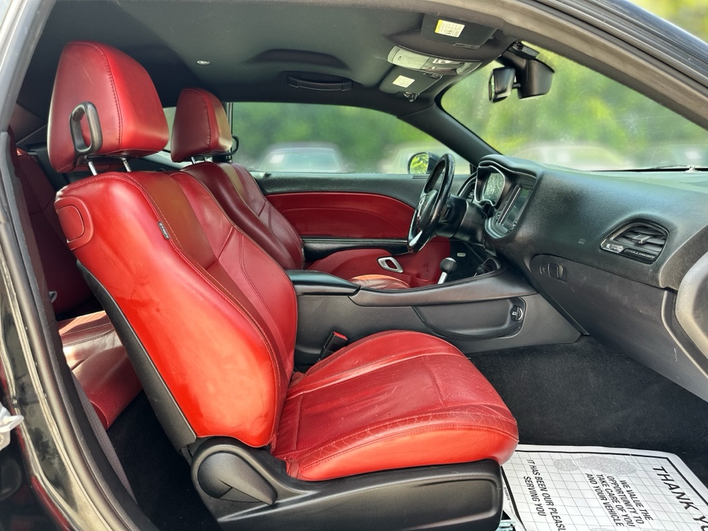 Photo 17 of this DODGE CHALLENGER