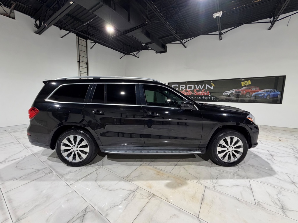 Photo 7 of this MERCEDES-BENZ GLS