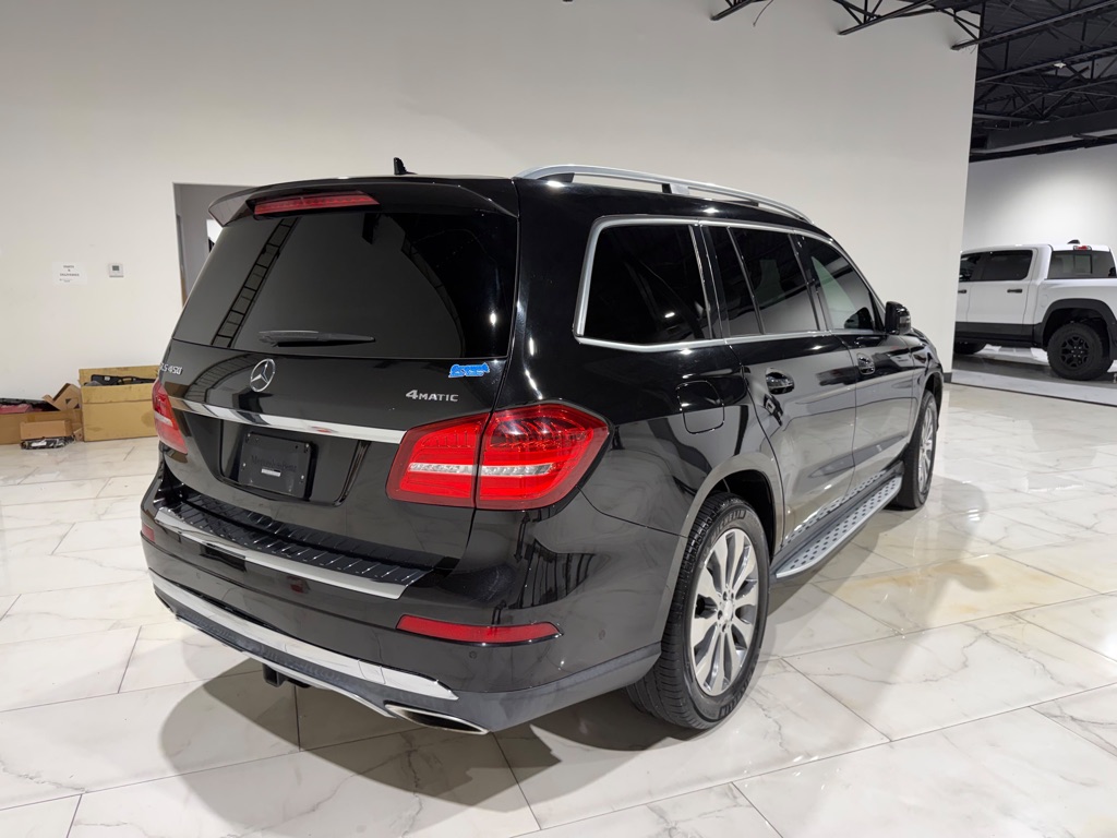 Photo 11 of this MERCEDES-BENZ GLS