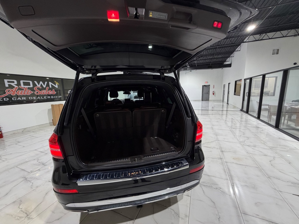 Photo 12 of this MERCEDES-BENZ GLS