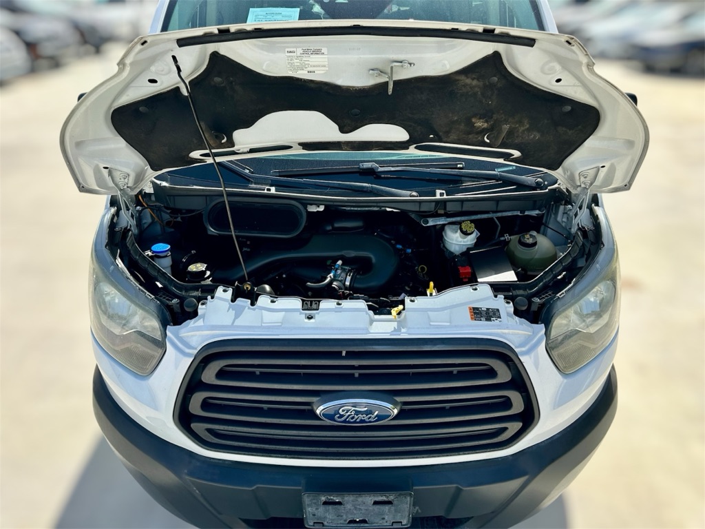 Photo 11 of this FORD TRANSIT