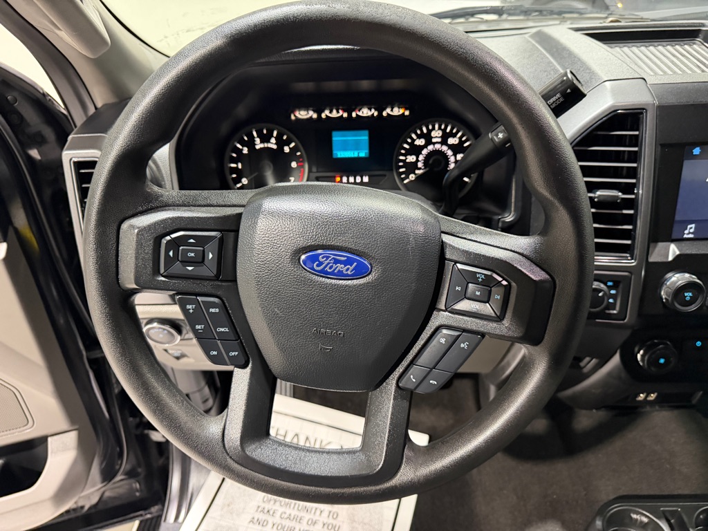 Photo 20 of this FORD F-150