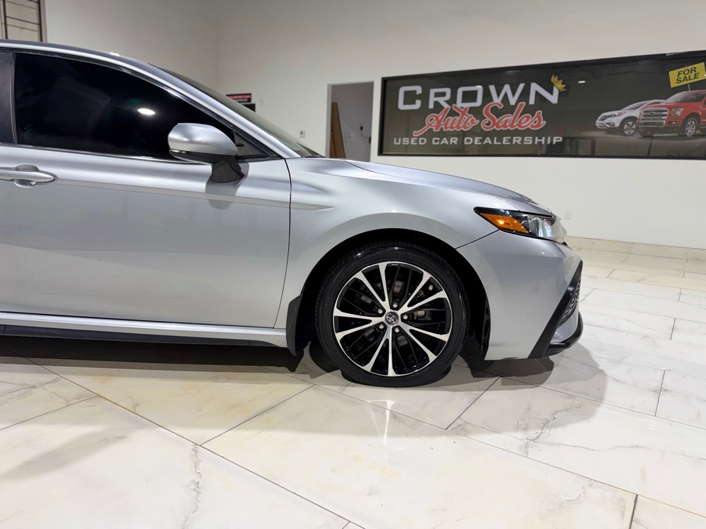 Photo 7 of this TOYOTA CAMRY