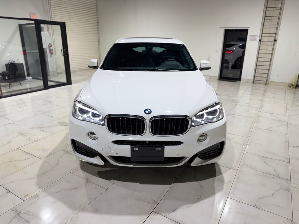 White 2018 BMW X6 SUV / Crossover All-Wheel Drive Automatic