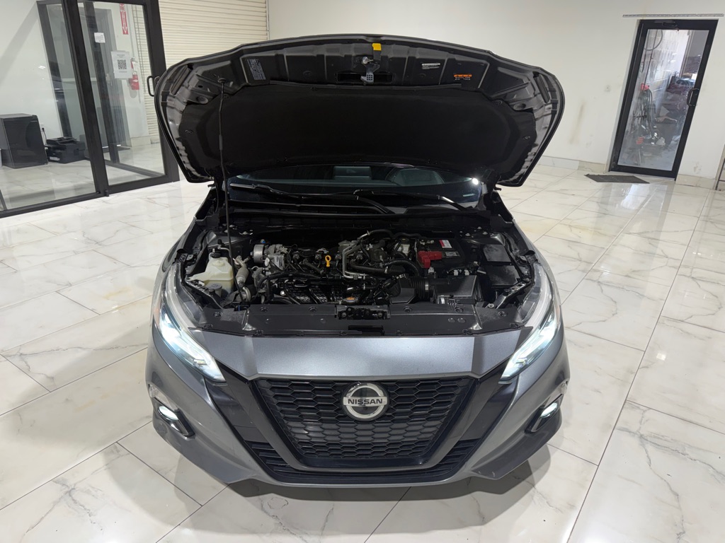 Photo 4 of this NISSAN ALTIMA