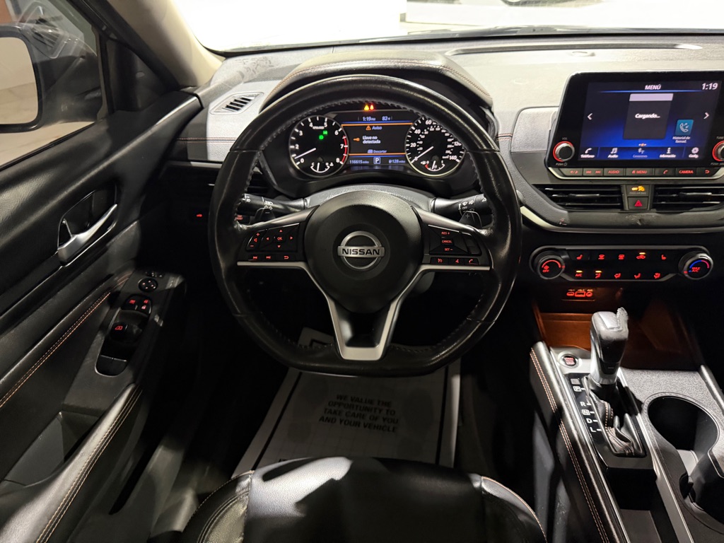 Photo 25 of this NISSAN ALTIMA