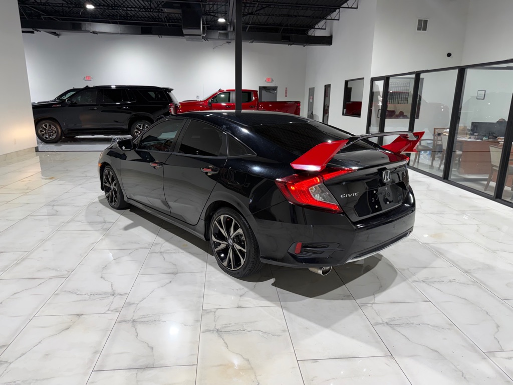 Photo 8 of this HONDA CIVIC