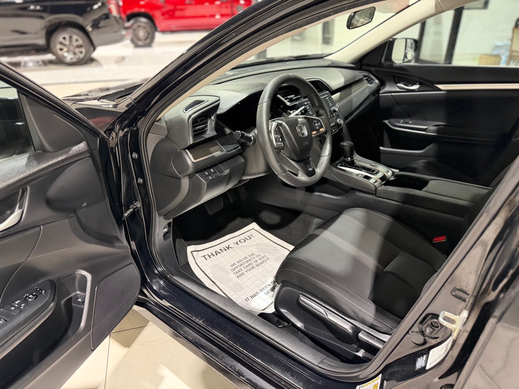 Photo 14 of this HONDA CIVIC